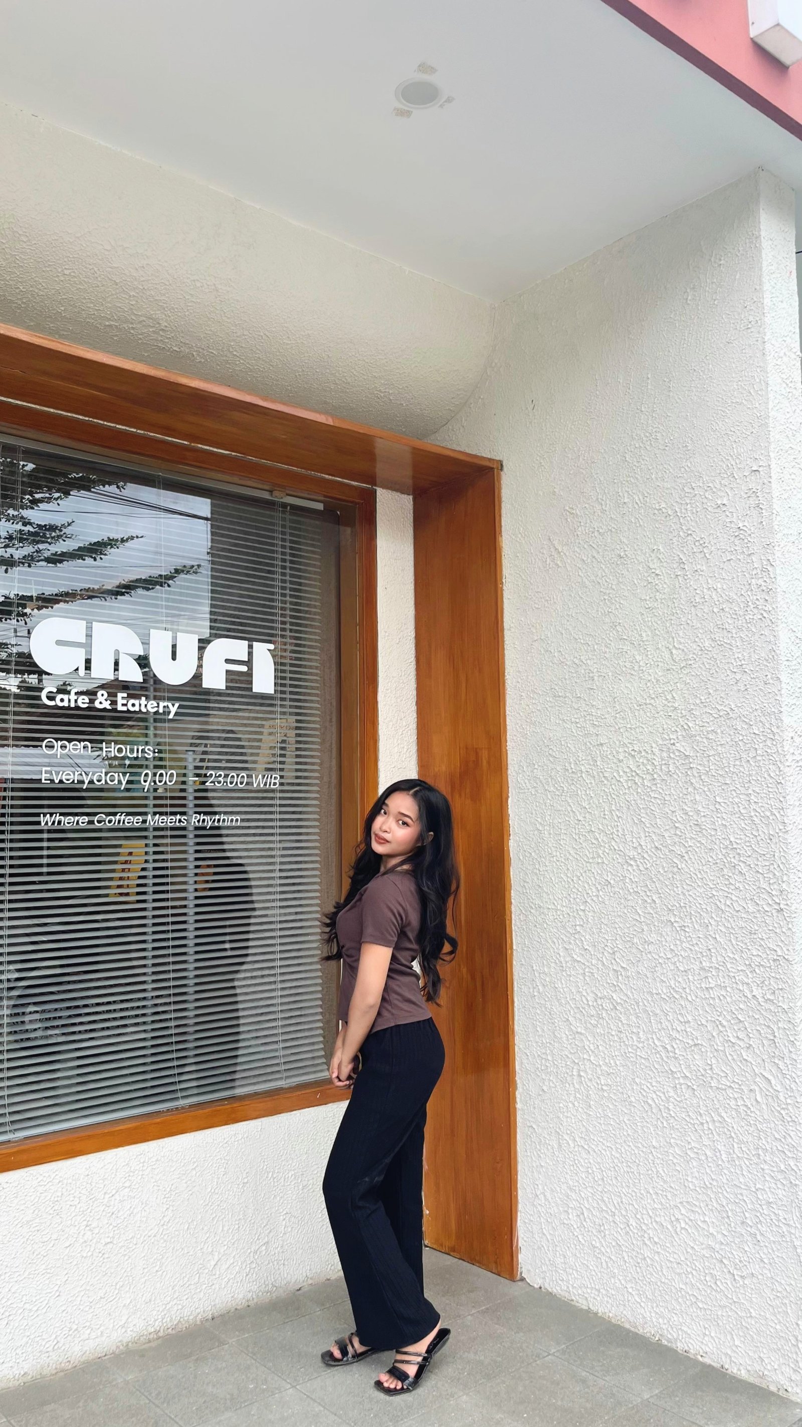 nayla faiza nur aini