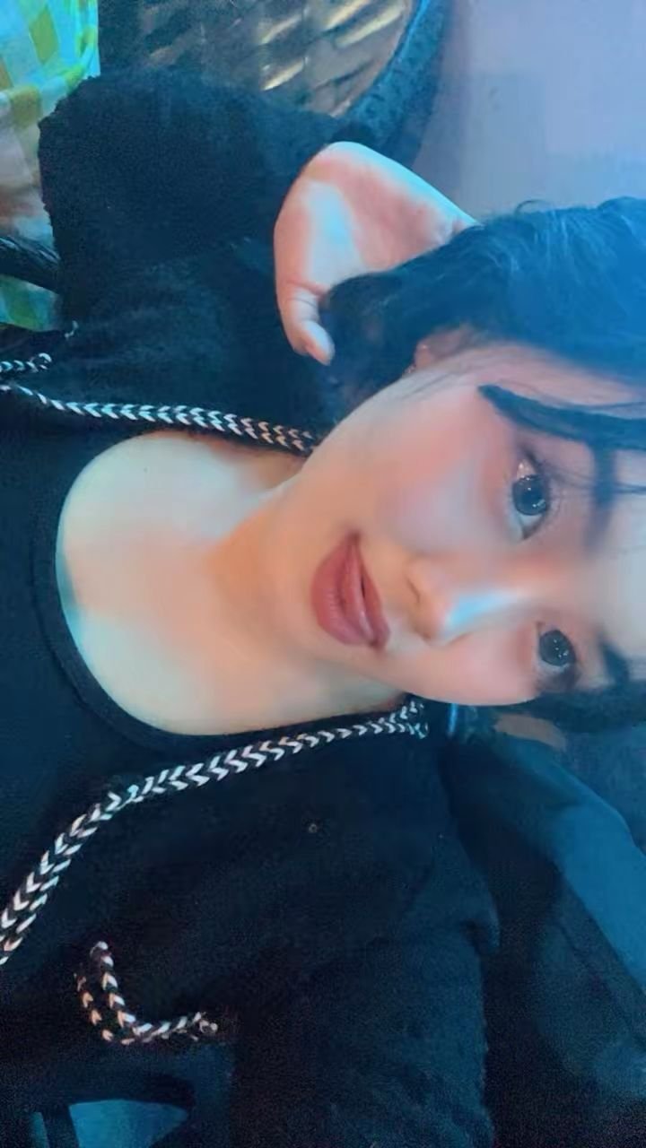 evrina kalvadia rosida