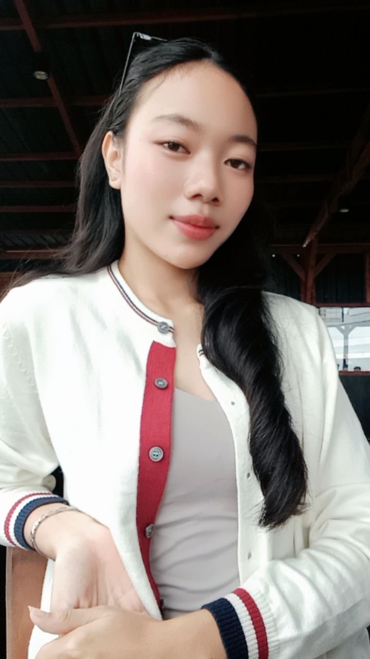 Claudya fajri aura rahmana putri